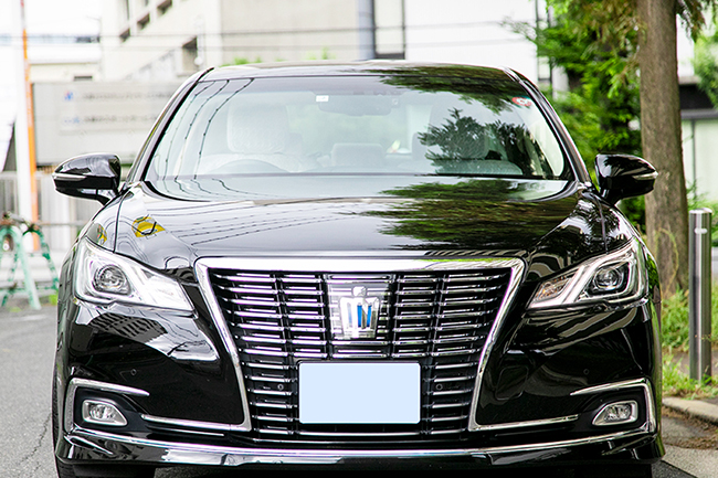 Luxury Sedan Taxi