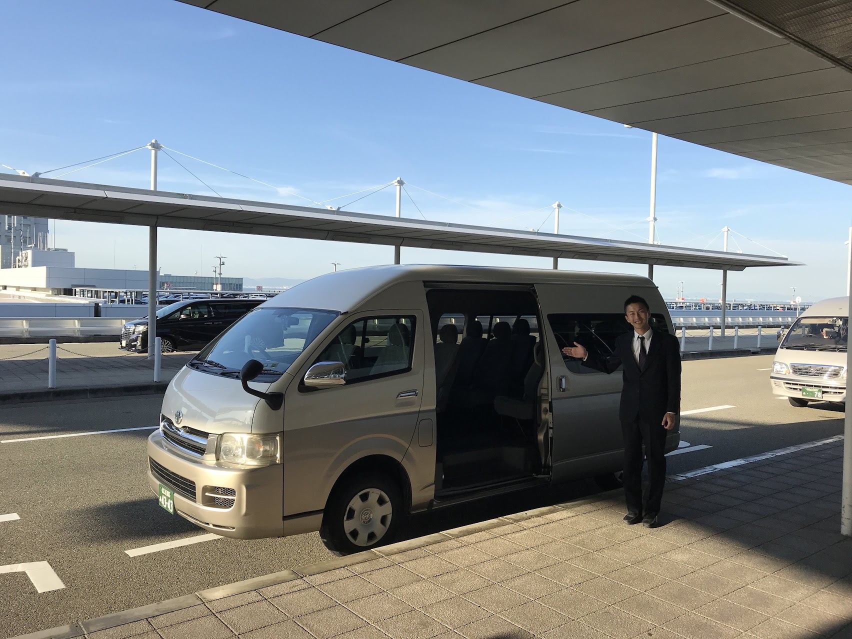 Access from Kansai airport to Osaka by private transfer